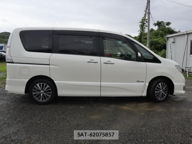 Nissan SERENA 2016-06 8328565-19