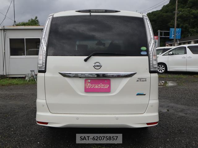 Nissan SERENA 2016-06 8328565-6
