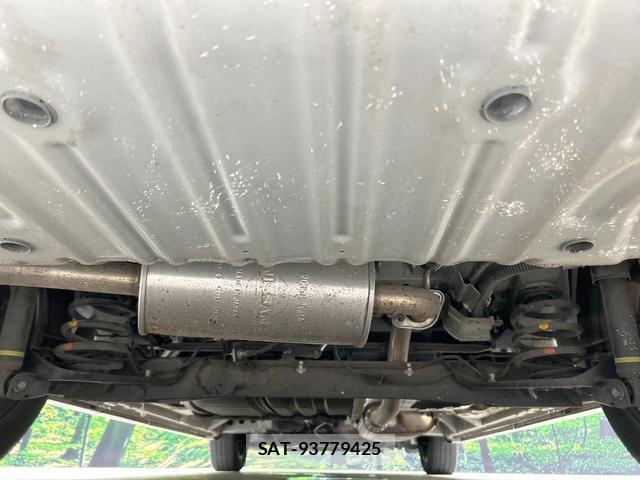 Nissan SERENA 2017-01 8329036-18