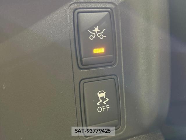 Nissan SERENA 2017-01 8329036-5