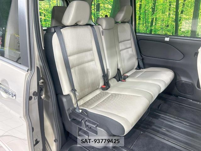 Nissan SERENA 2017-01 8329036-8