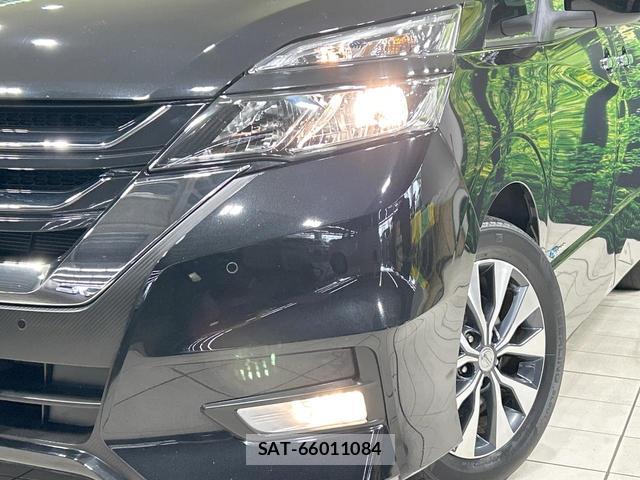 Nissan SERENA 2016-12 8329040-12