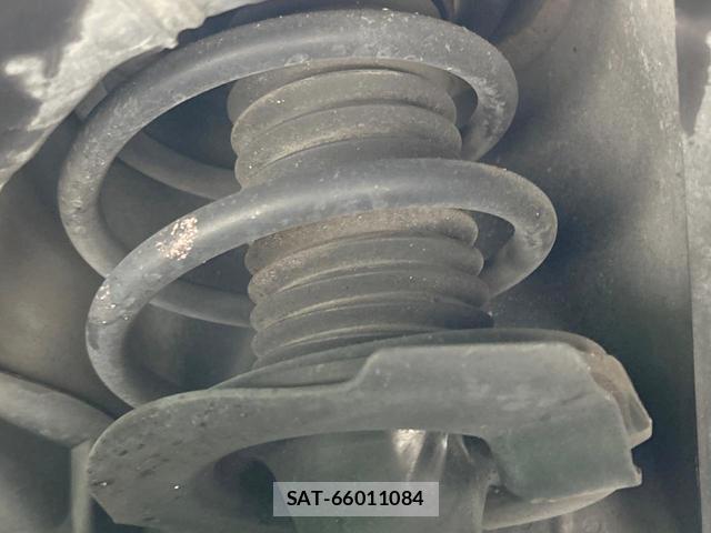 Nissan SERENA 2016-12 8329040-19
