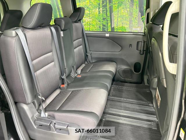 Nissan SERENA 2016-12 8329040-8