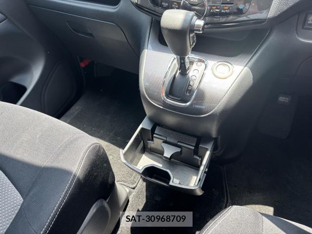 Nissan SERENA 2013-03 8329108-10