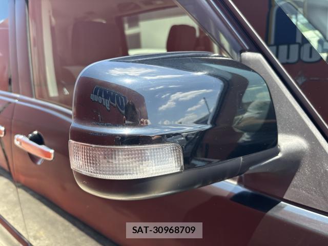 Nissan SERENA 2013-03 8329108-13