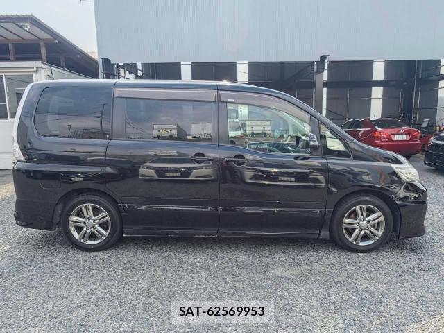 Nissan SERENA 2009-11 8329353-3