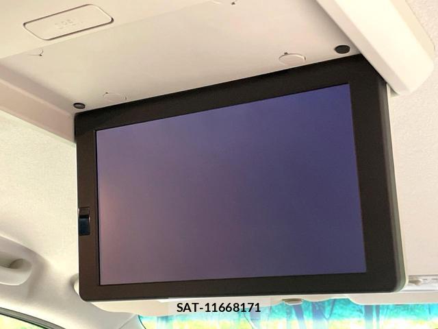 Nissan SERENA 2014-11 8329360-3