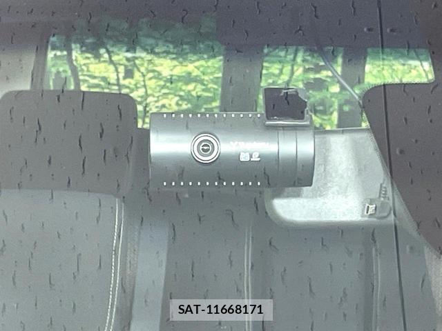 Nissan SERENA 2014-11 8329360-6