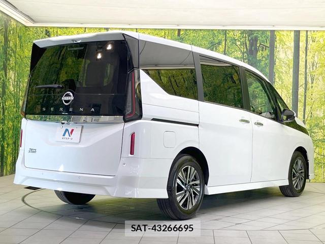 Nissan SERENA 2025-03 8329472-16