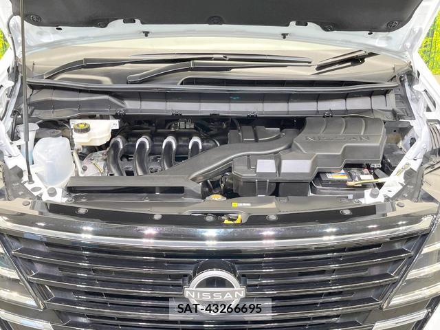 Nissan SERENA 2025-03 8329472-17