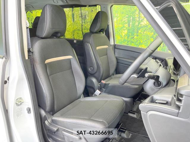 Nissan SERENA 2025-03 8329472-7