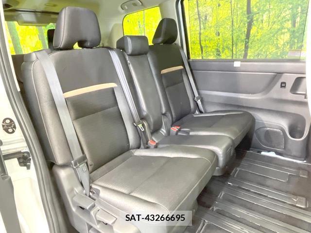 Nissan SERENA 2025-03 8329472-8