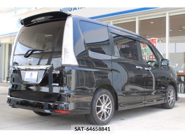 Nissan SERENA 2013-08 8329831-1