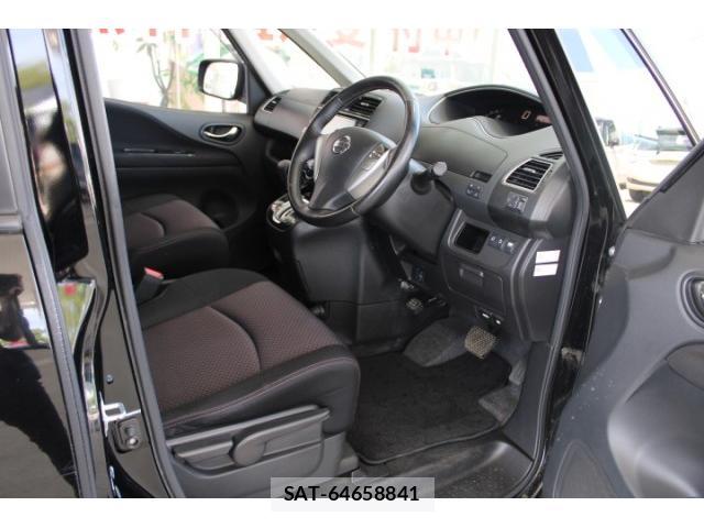 Nissan SERENA 2013-08 8329831-17