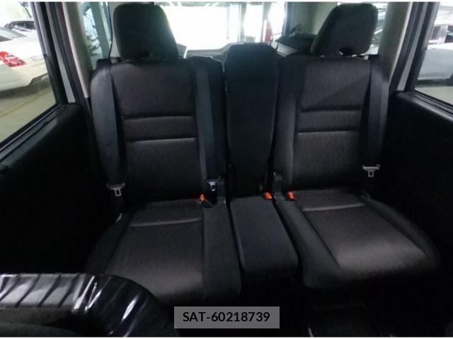 Nissan SERENA 2019-01 8329879-3