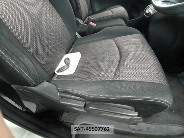 Nissan SERENA 2014-09 8329886-6