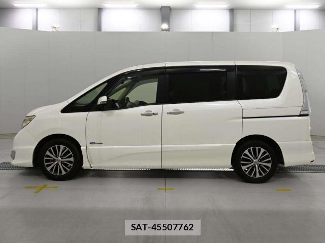Nissan SERENA 2014-09 8329886-9