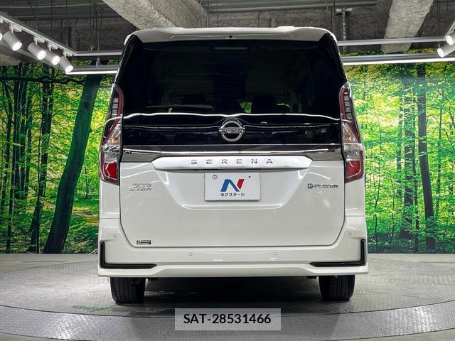 Nissan SERENA 2022-01 8330289-15