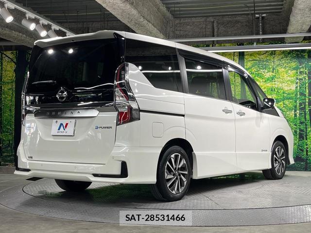 Nissan SERENA 2022-01 8330289-17