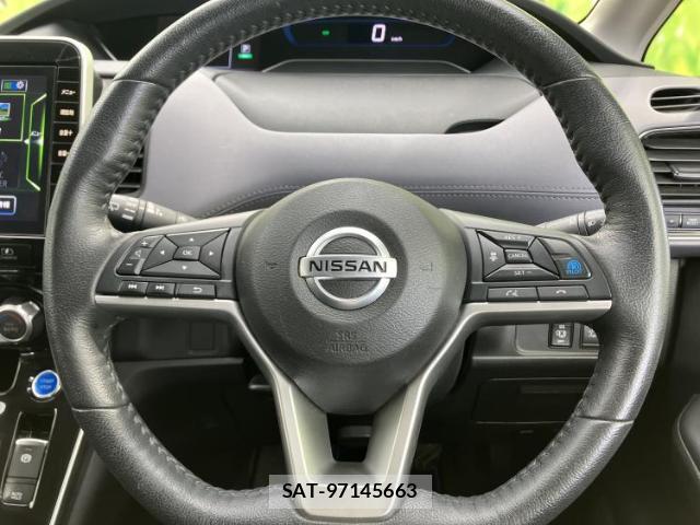 Nissan SERENA 2022-09 8330446-15