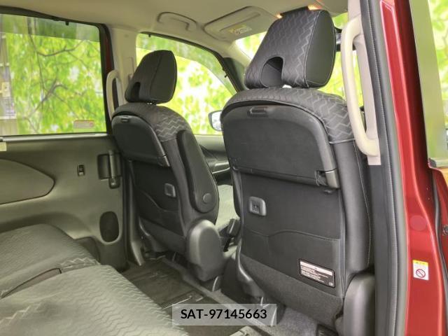 Nissan SERENA 2022-09 8330446-5