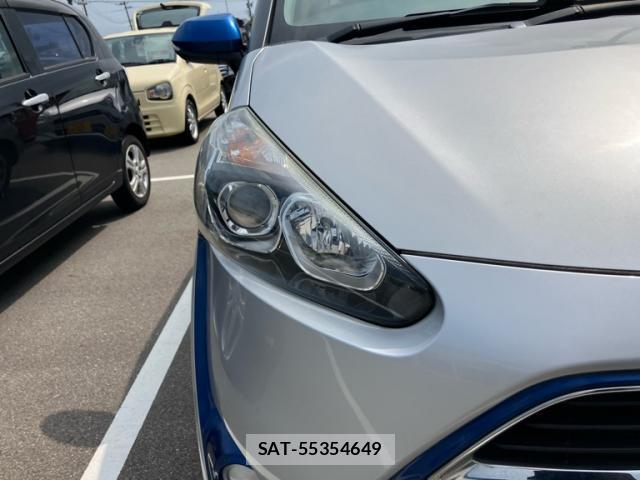 Toyota SIENTA 2015-12 8328100-3