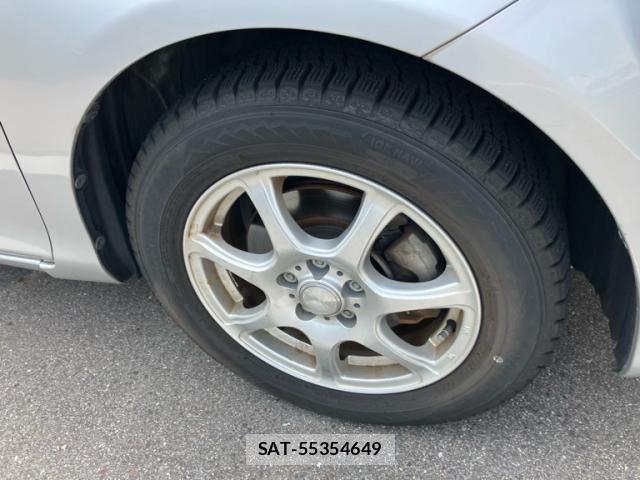 Toyota SIENTA 2015-12 8328100-5