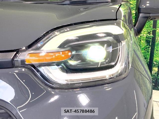 Toyota SIENTA 2023-08 8328108-11