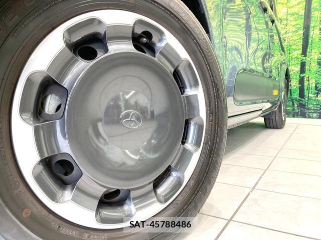 Toyota SIENTA 2023-08 8328108-12