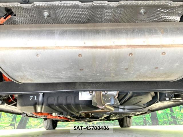 Toyota SIENTA 2023-08 8328108-18