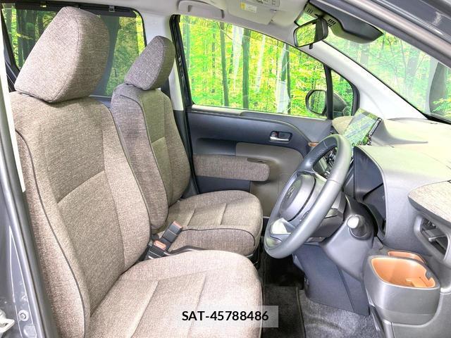 Toyota SIENTA 2023-08 8328108-6
