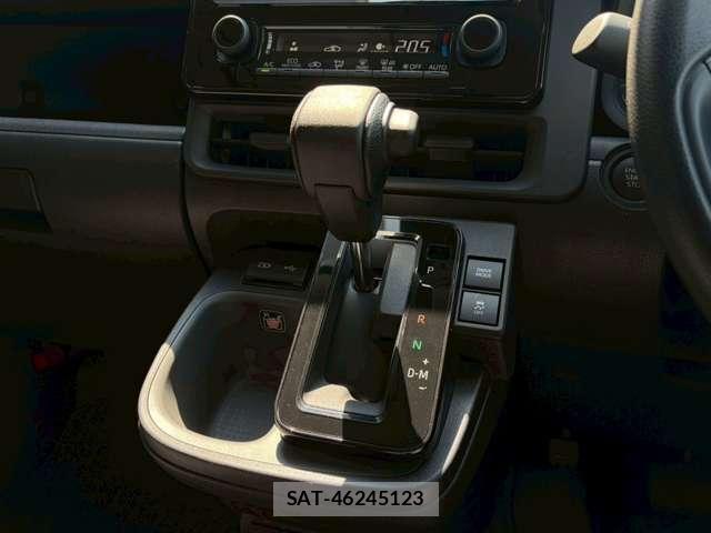 Toyota SIENTA 2025-07 8328157-11