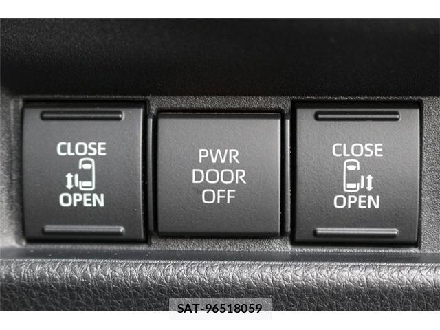 Toyota SIENTA 2023-05 8328416-5