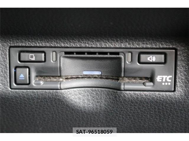 Toyota SIENTA 2023-05 8328416-6