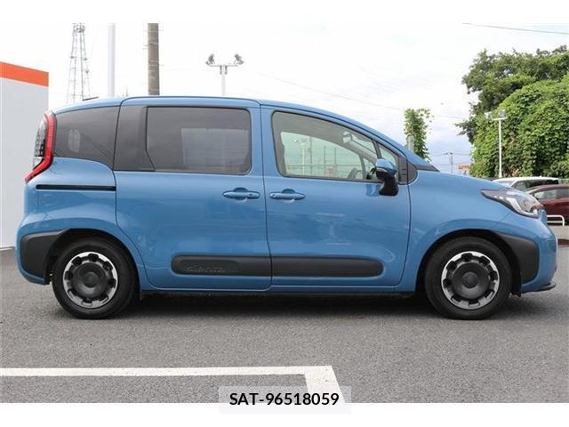 Toyota SIENTA 2023-05 8328416-8