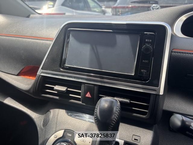 Toyota SIENTA 2019-02 8328557-9