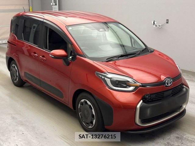 Toyota SIENTA 2023-07 8328820-11