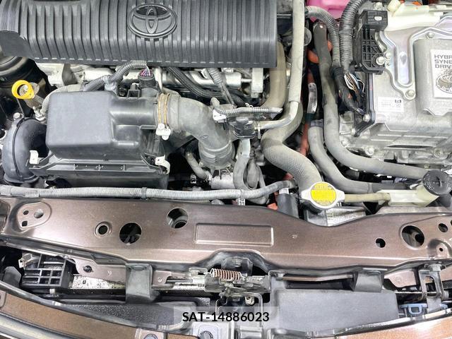 Toyota SIENTA 2016-01 8329051-18