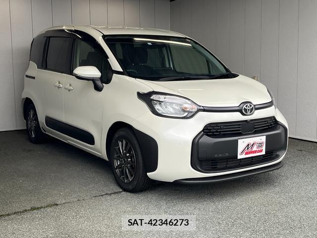 Toyota SIENTA 2023-06 8329113-1