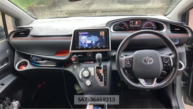 Toyota SIENTA 2019-09 8329277-2