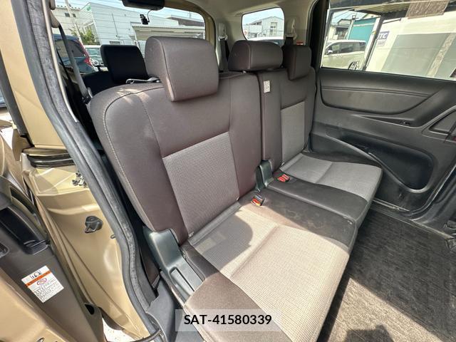 Toyota SIENTA 2021-10 8329347-16