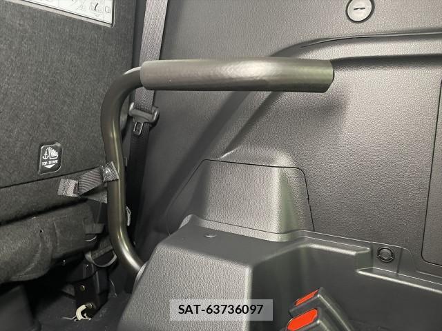 Toyota SIENTA 2024-11 8329804-13