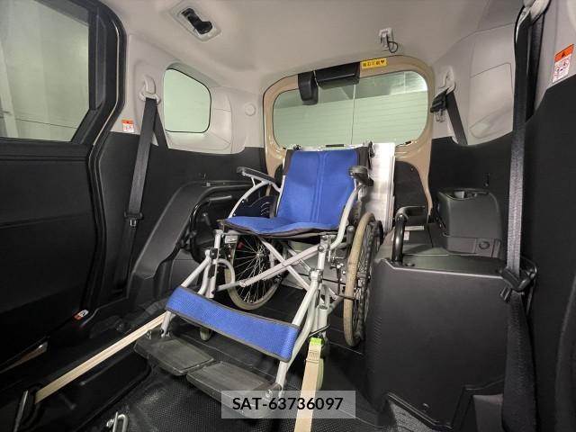 Toyota SIENTA 2024-11 8329804-16