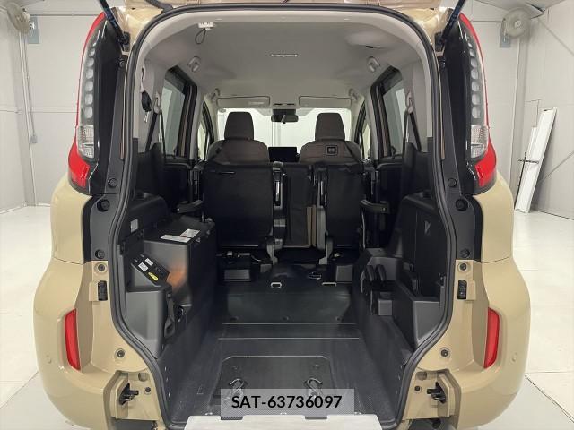 Toyota SIENTA 2024-11 8329804-5