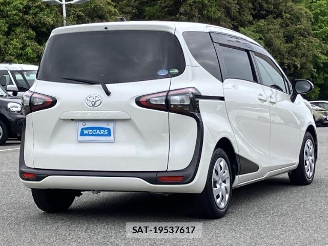 Toyota SIENTA 2017-10 8329812-2