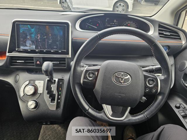 Toyota SIENTA 2020-04 8329819-2