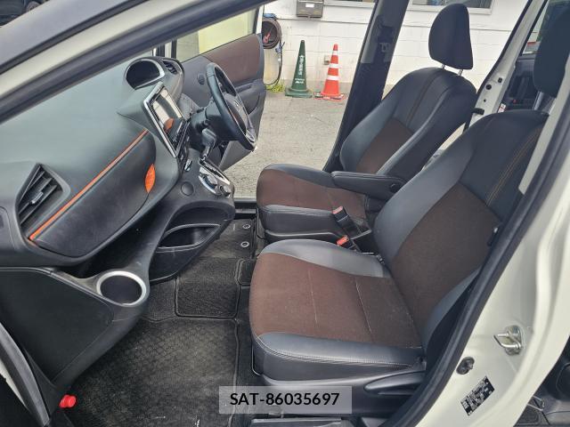 Toyota SIENTA 2020-04 8329819-3