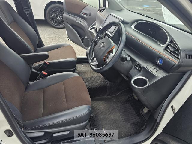 Toyota SIENTA 2020-04 8329819-4