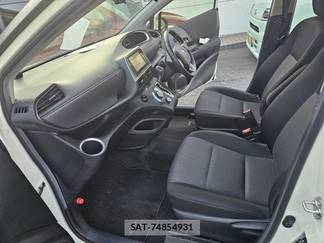 Toyota SIENTA 2022-05 8329822-4